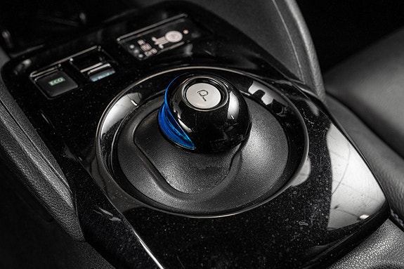 Nissan Leaf 17 of 26