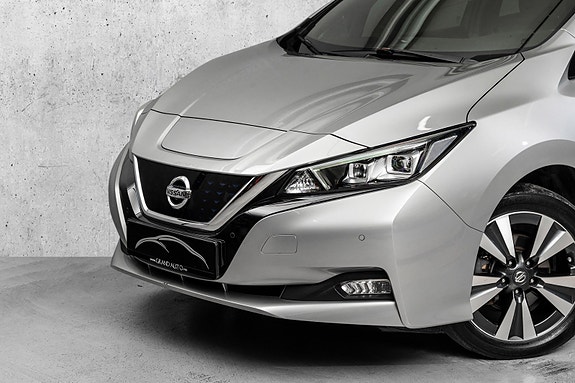 Nissan Leaf 5 of 26