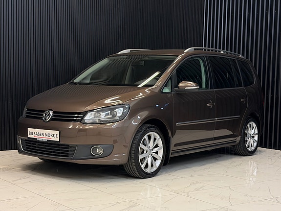 Volkswagen Touran 5 of 5