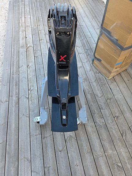 NY LAVERE  PRIS!!!  2 stk mercruiser 4.2 diesel MS230 med drev, transom++ 4 of 30