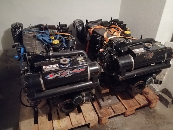 NY LAVERE  PRIS!!!  2 stk mercruiser 4.2 diesel MS230 med drev, transom++ 2 of 30
