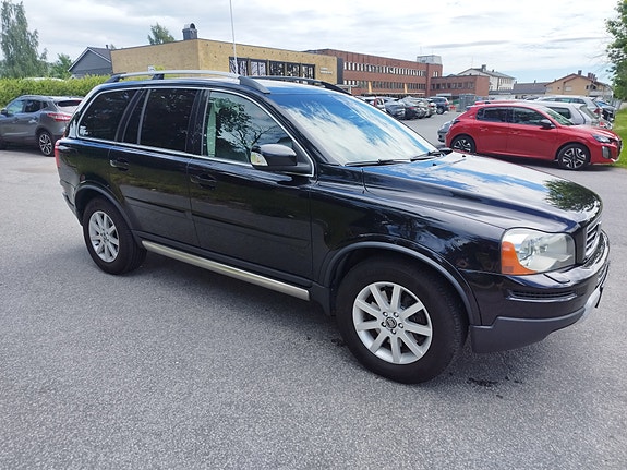 Volvo XC90 5 of 5
