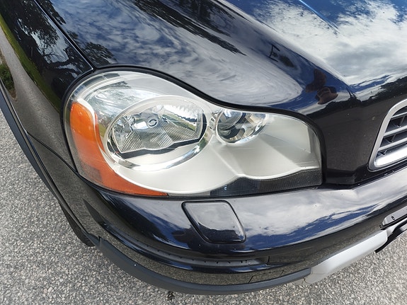 Volvo XC90 6 of 12