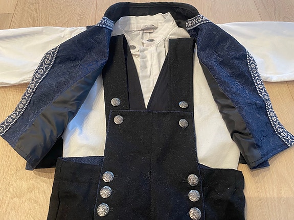 Product image 2 of 7