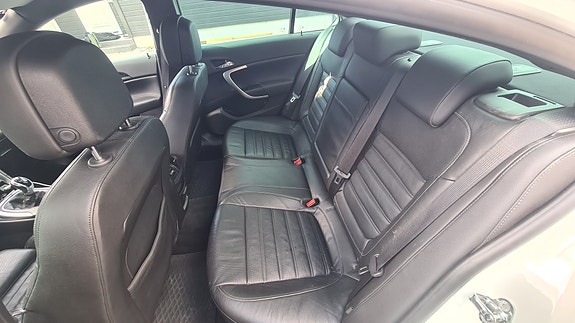 Opel Insignia 11 of 22