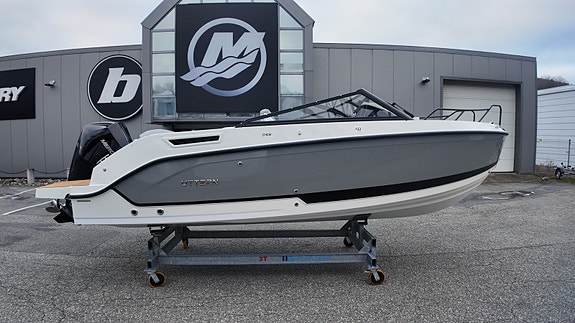 Uttern D65 Premium Exclusive DeLuxe // Mercury 200 V6 -> 17 MAI KAMPANJE
