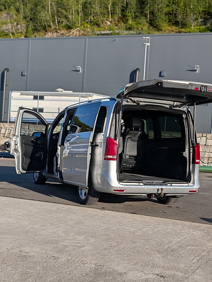 Mercedes-Benz V250 d 11 of 30