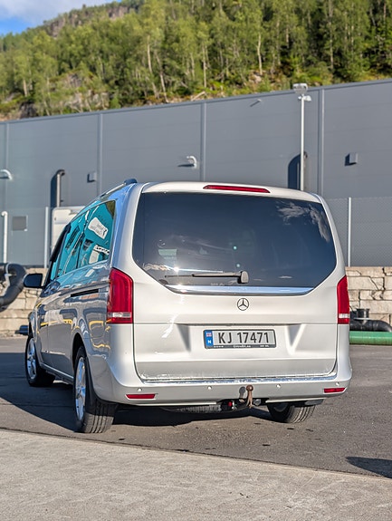 Mercedes-Benz V250 d 10 of 30