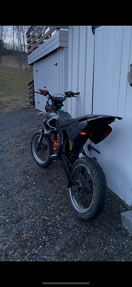 Derbi 3 of 4