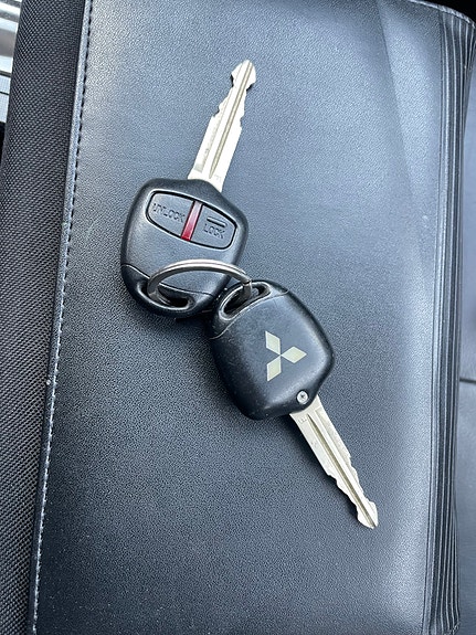 Mitsubishi Pajero 22 of 26