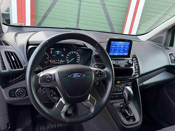 Ford Transit Connect 18 of 29