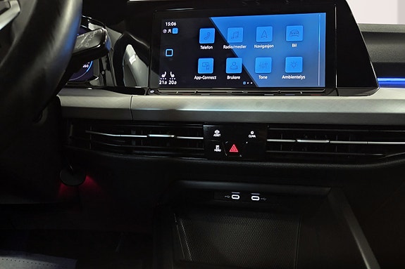 Volkswagen Golf VIII 13 of 19