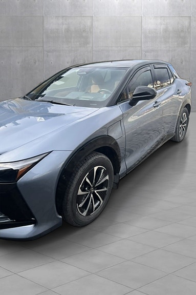 Lexus Rz450E 2023 photo 4