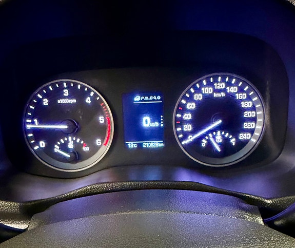 Hyundai Tucson 15 of 24