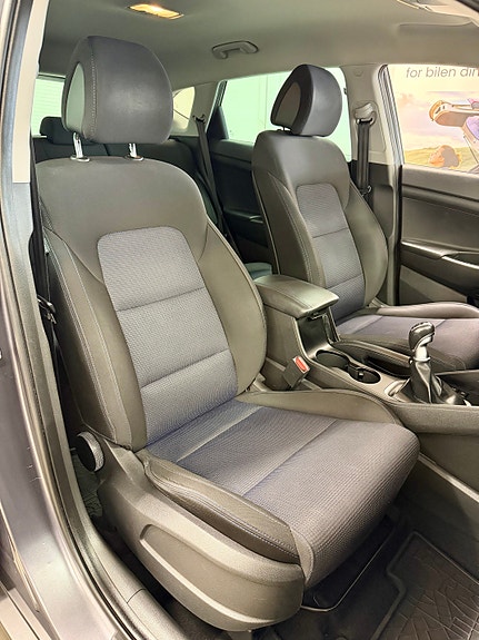 Hyundai Tucson 11 of 24
