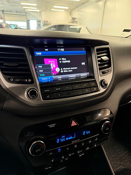 Hyundai Tucson 17 of 24