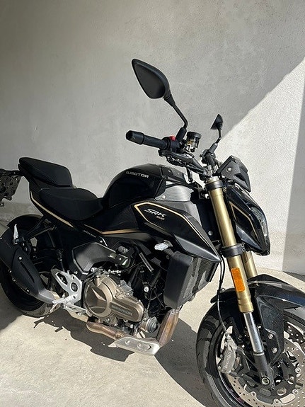 QJ Motor SRK 600 (A2), 2025. Kun 40 mil, som ny! 2 of 5