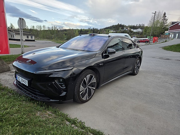 NIO ET7 3 of 16