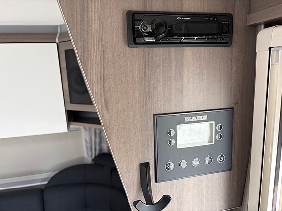 KABE ESTATE 560 GLE KS 9 of 16