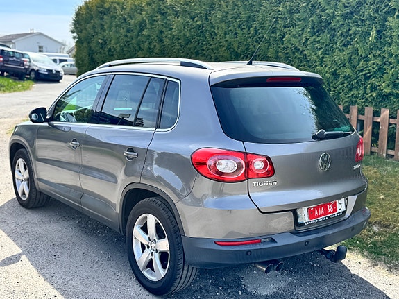 Volkswagen Tiguan 22 of 30