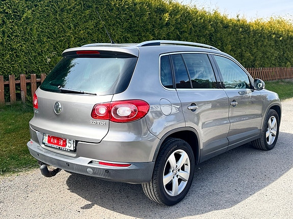 Volkswagen Tiguan 14 of 30