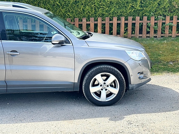 Volkswagen Tiguan 11 of 30