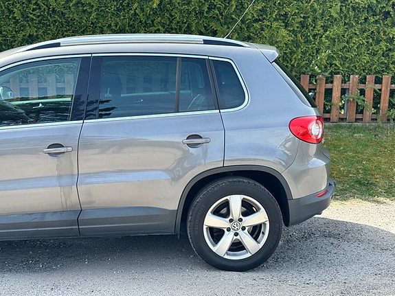 Volkswagen Tiguan 18 of 30