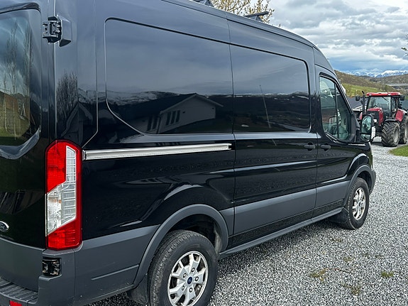 Ford Transit 4 of 5