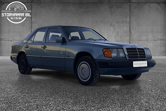 Mercedes-Benz 200
