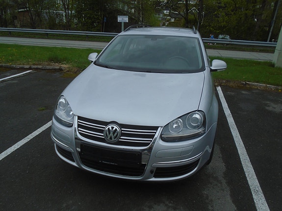 Volkswagen Golf 3 of 5