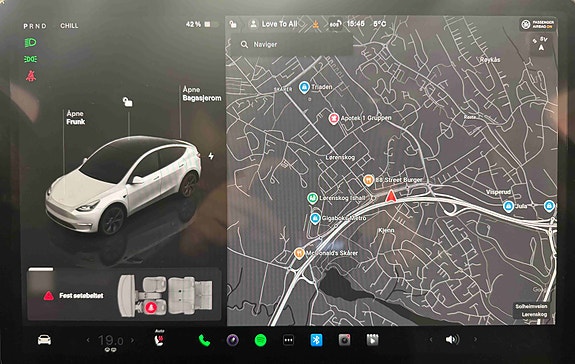 Tesla Model Y 13 of 14