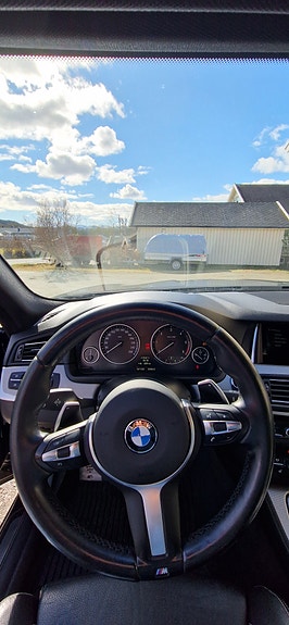 BMW 520d 5 of 8