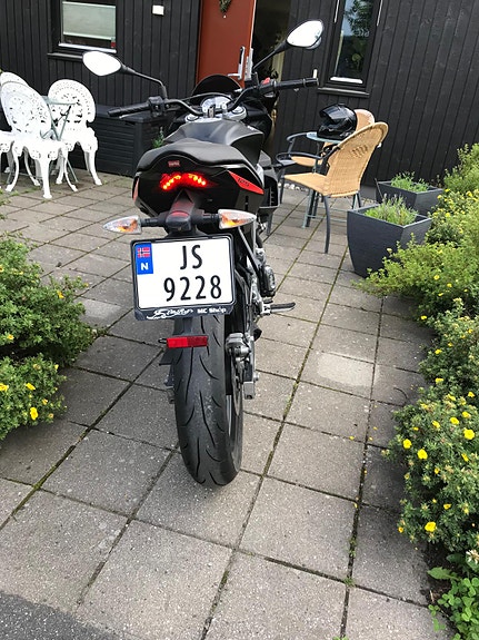 Aprilia RS 125 Tuono 8 of 8