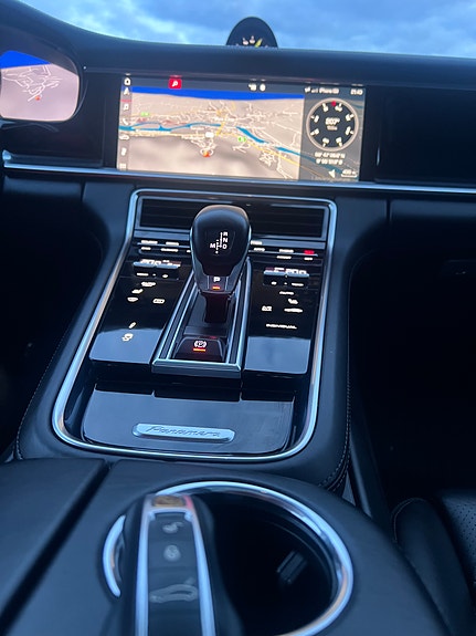 Porsche Panamera 13 of 17