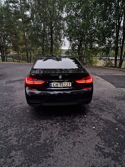 BMW 730d 5 of 15