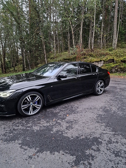 BMW 730d 3 of 15