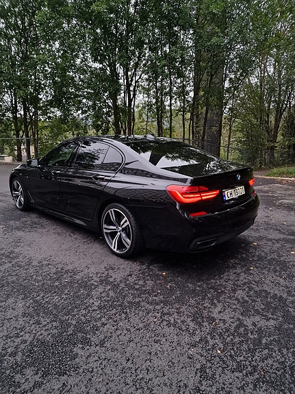 BMW 730d 4 of 15
