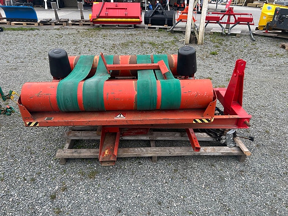 Kverneland rundballepakker