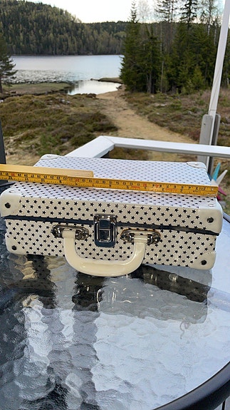Product image 3 of 9