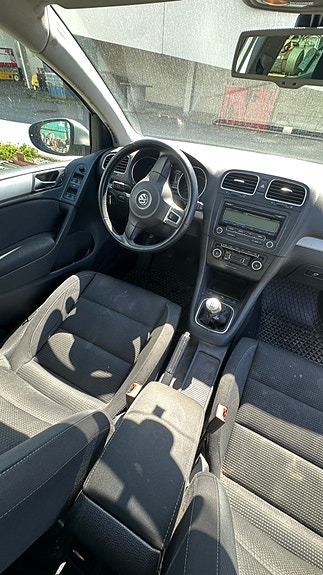 Volkswagen Golf VI 9 of 14