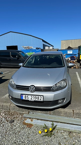 Volkswagen Golf VI 2 of 14