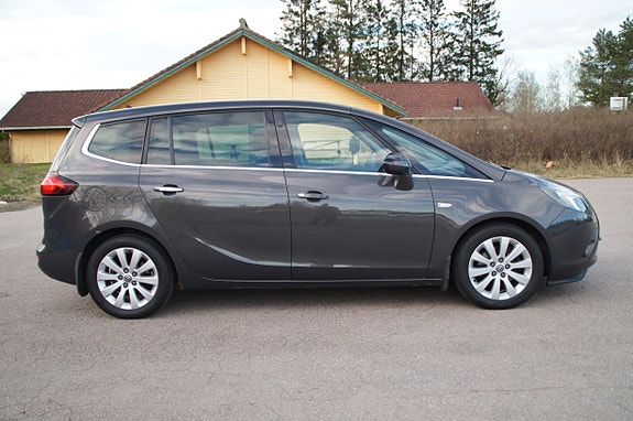 Opel Zafira Tourer 6 of 30