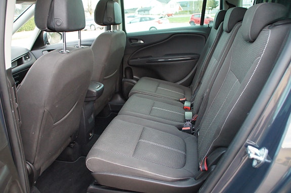 Opel Zafira Tourer 13 of 30
