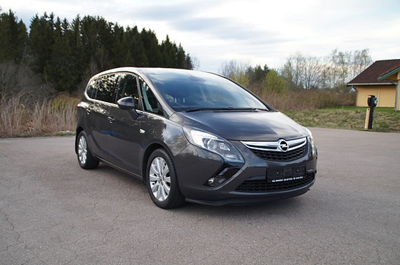 Opel Zafira Tourer 7 of 30
