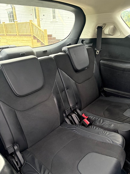 Ford S-MAX 16 of 19
