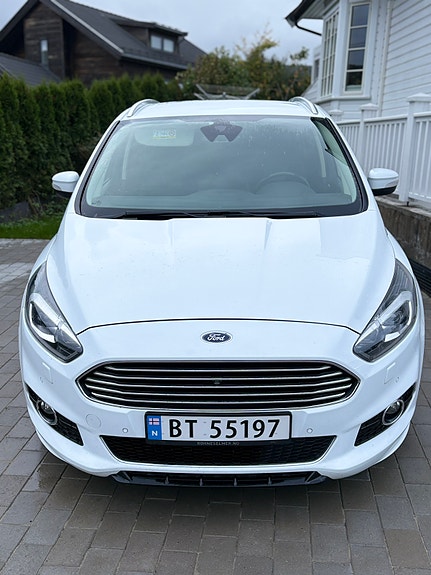Ford S-MAX 5 of 19
