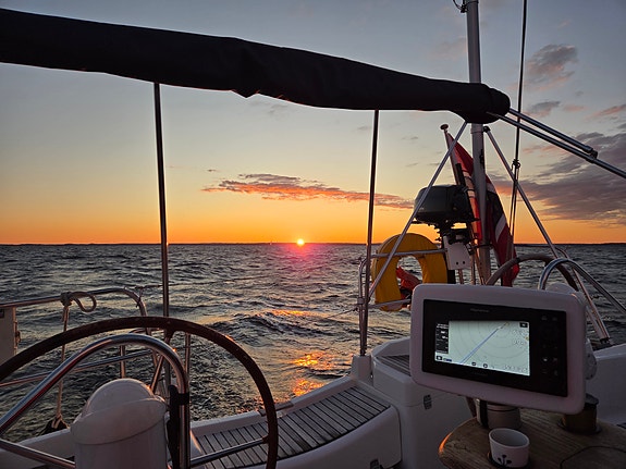 Nydelig Jeanneau Sun Odyssey 42i P leies ut 7 of 16