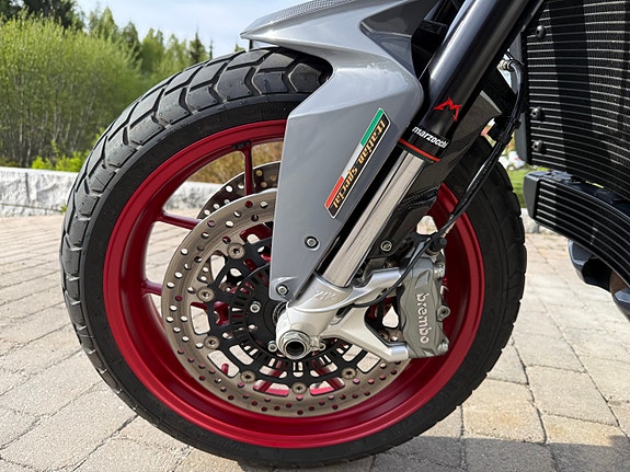 MV Agusta Rivale 800 4 of 5