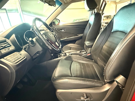 SsangYong XLV 10 of 15