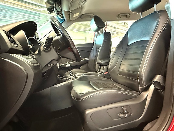 SsangYong XLV 11 of 15
